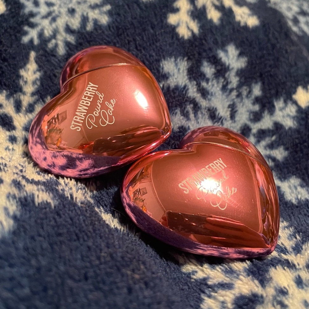 NWT set of 2 Retired “Strawberry Pound Cake” Lip Oil from bath & body works